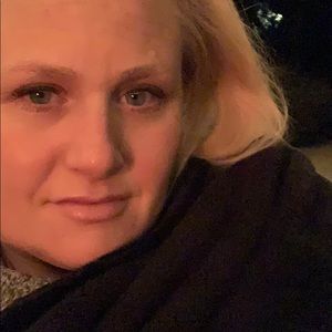 Meet your Posher, Christy